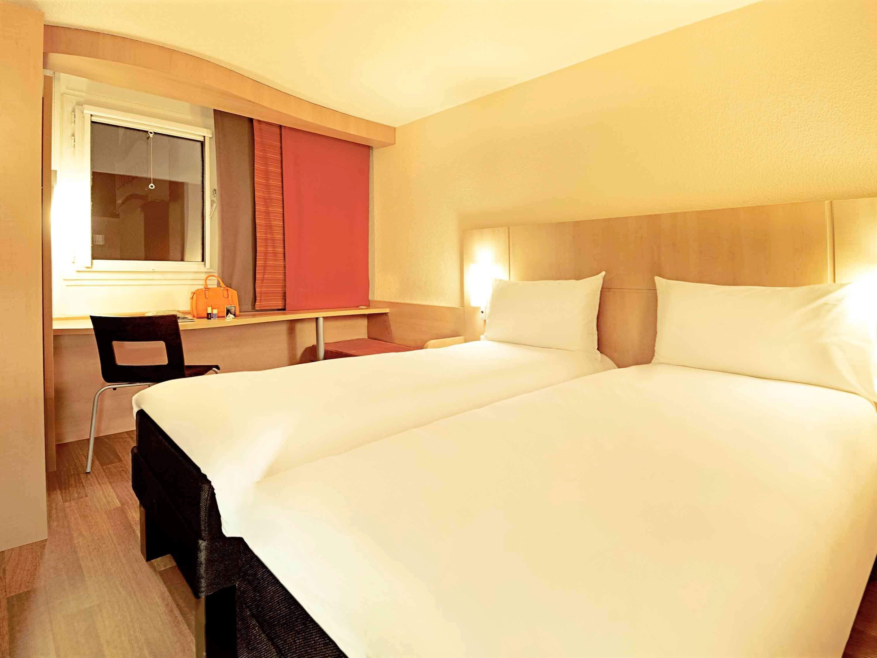 Отель Ibis 3*